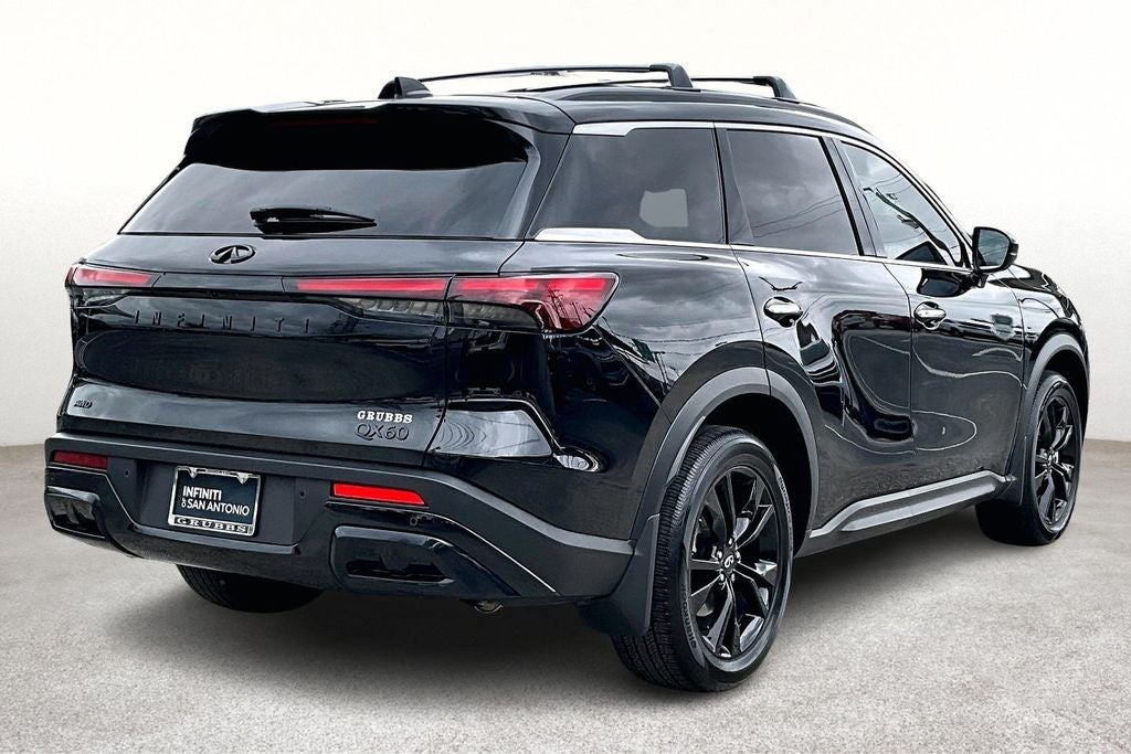 2025 INFINITI QX60 LUXE