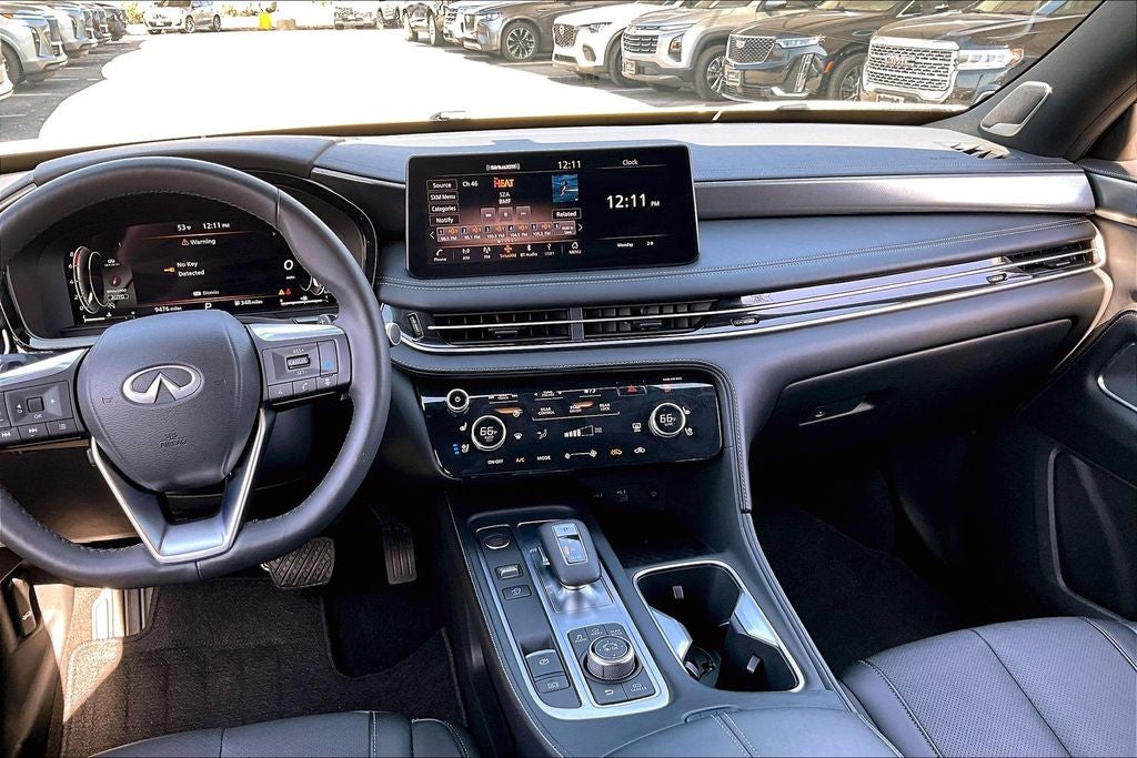 2025 INFINITI QX60 LUXE