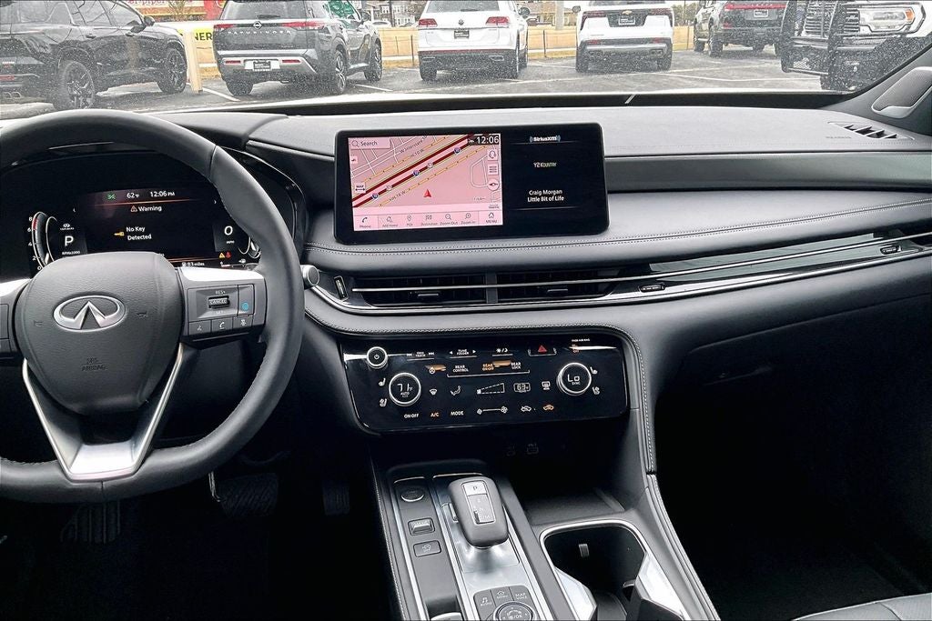 2025 INFINITI QX60 LUXE