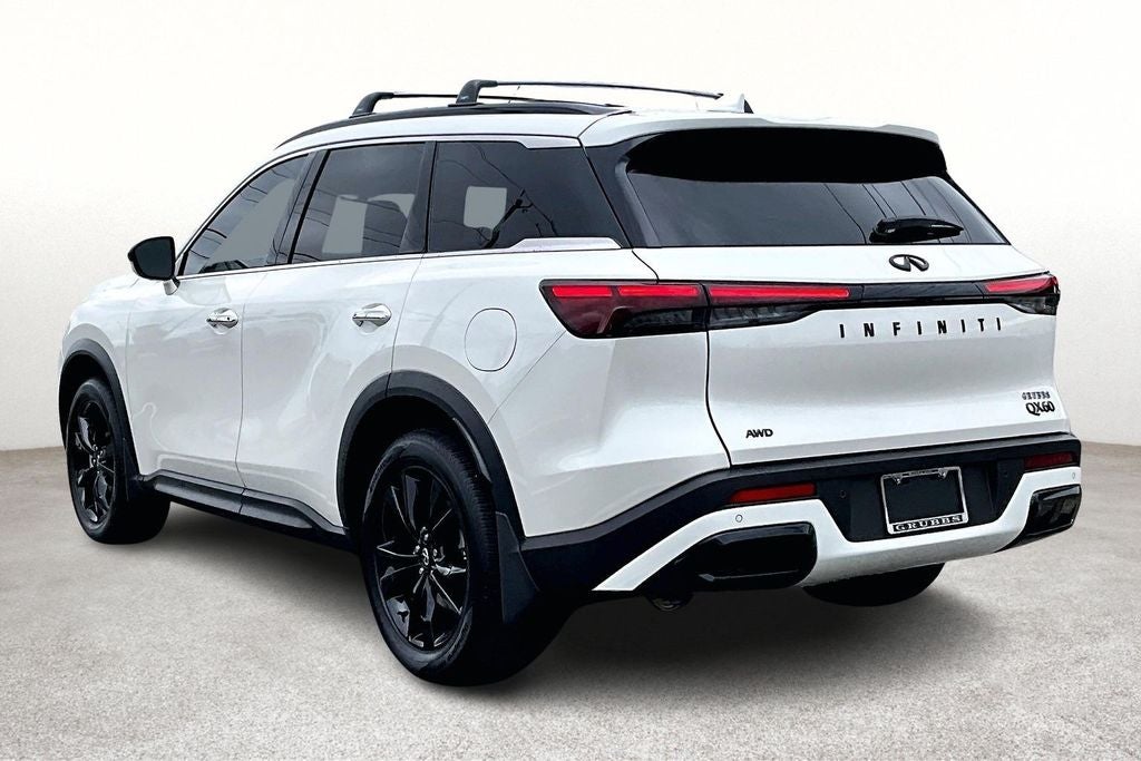 2025 INFINITI QX60 LUXE