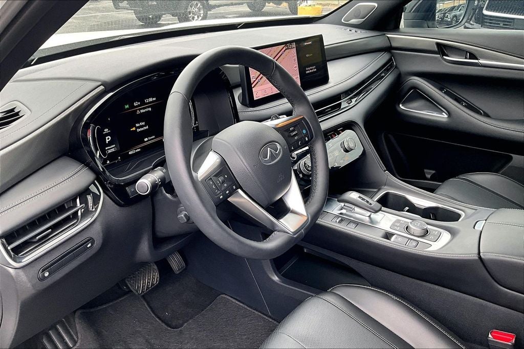 2025 INFINITI QX60 LUXE