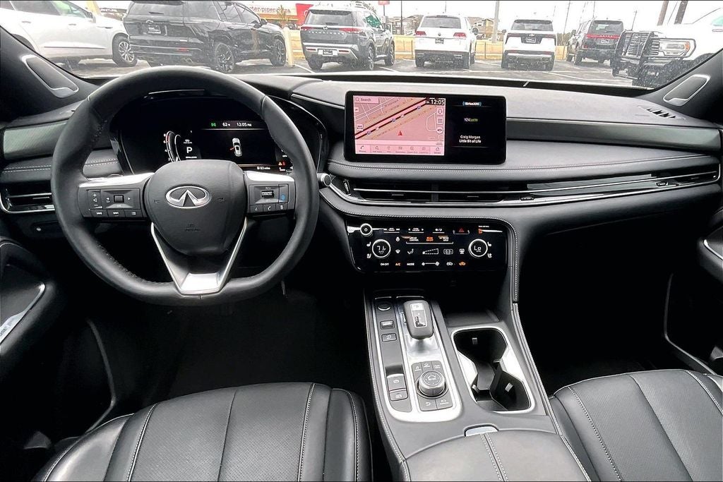 2025 INFINITI QX60 LUXE