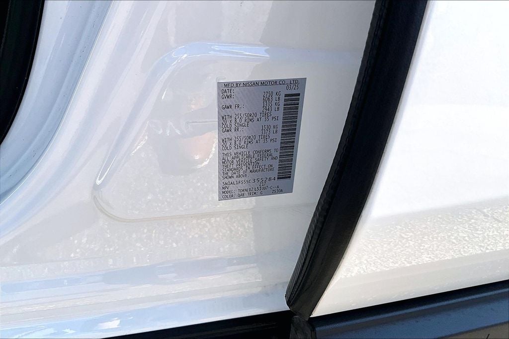 2025 INFINITI QX60 LUXE