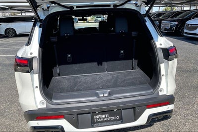 2025 INFINITI QX60 LUXE