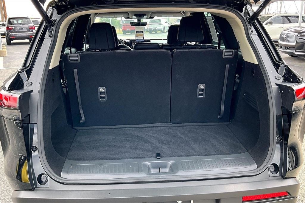 2025 INFINITI QX60 LUXE