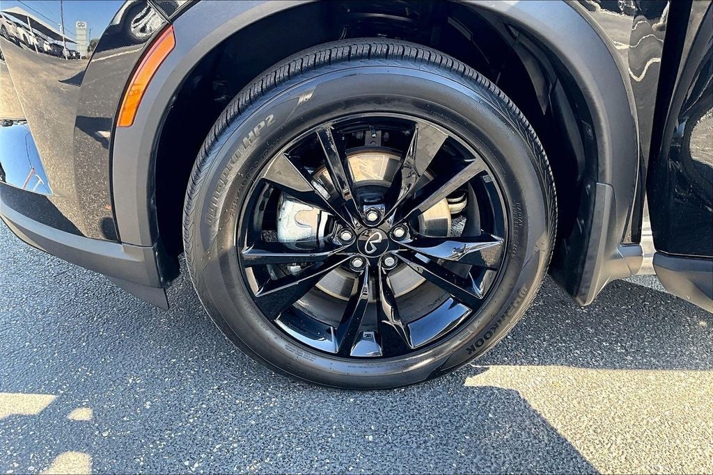 2025 INFINITI QX60 LUXE