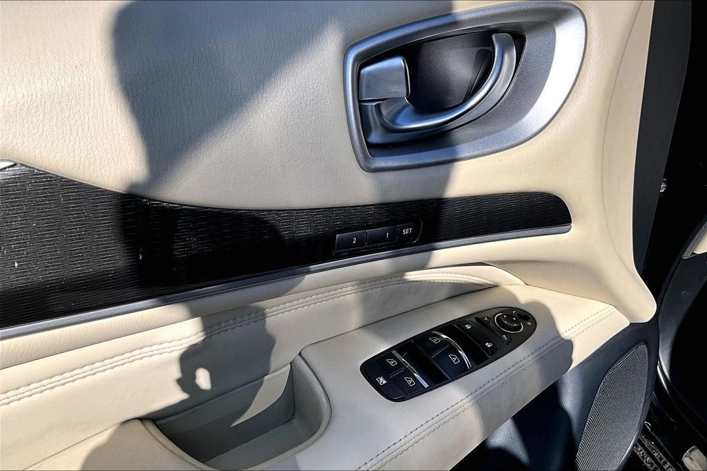 2020 INFINITI QX60 LUXE