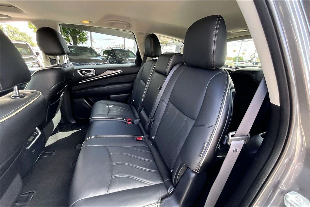 2019 INFINITI QX60 LUXE
