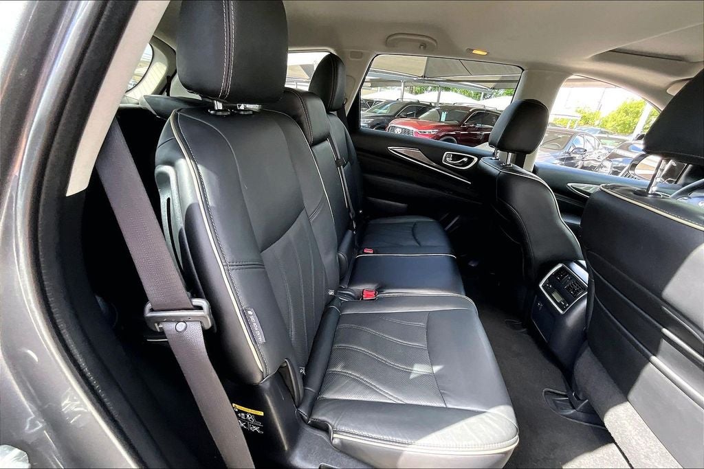 2019 INFINITI QX60 LUXE