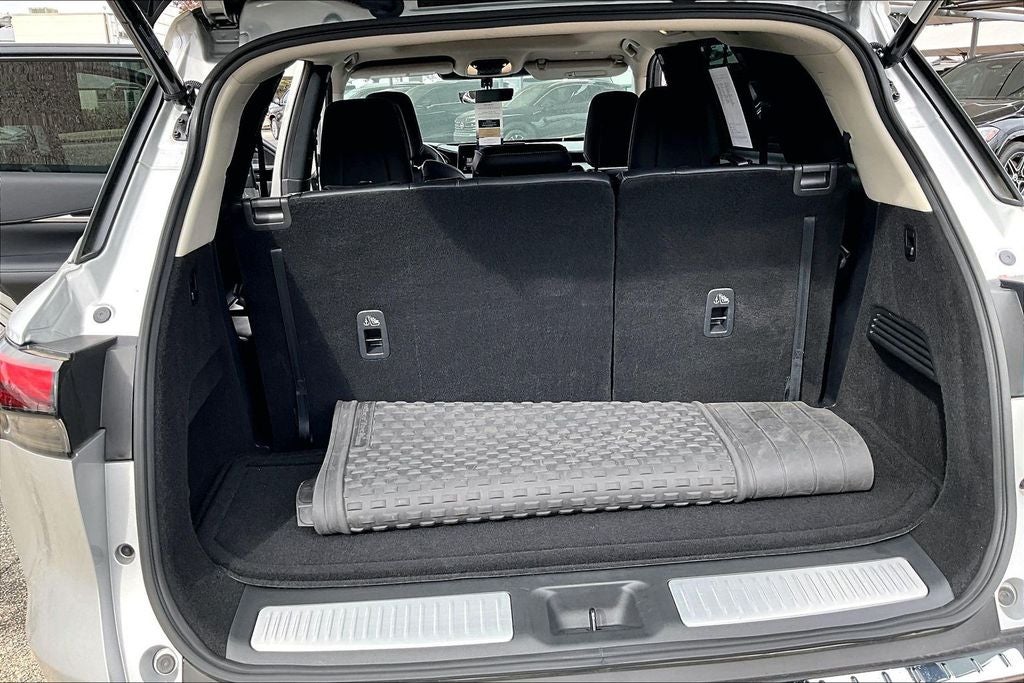 2023 INFINITI QX60 PURE