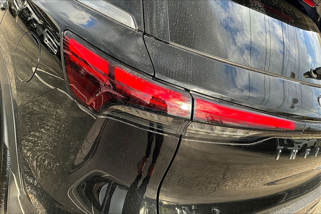 2023 INFINITI QX60 PURE