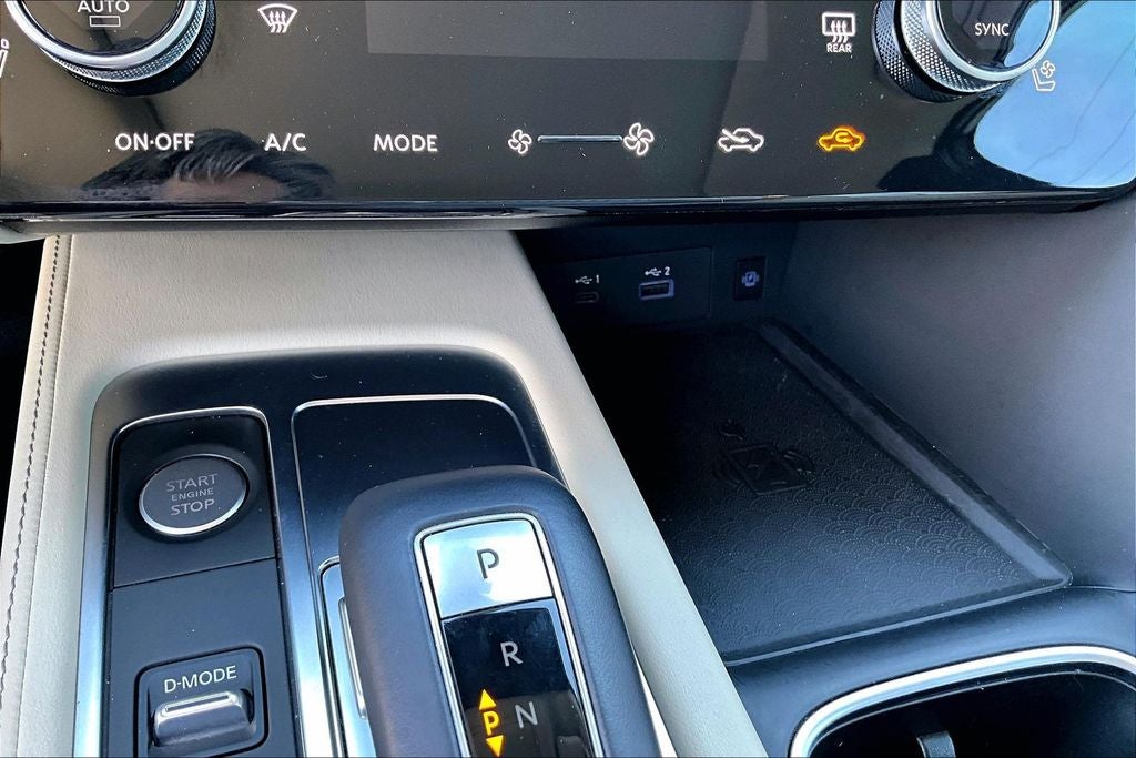 2023 INFINITI QX60 LUXE