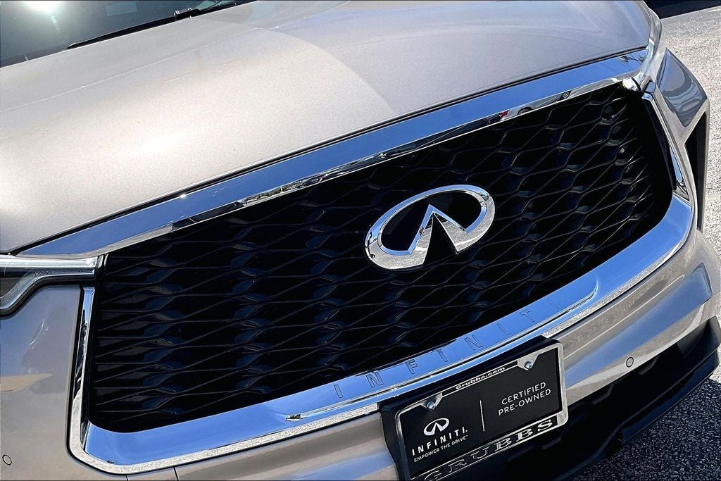 2023 INFINITI QX60 LUXE