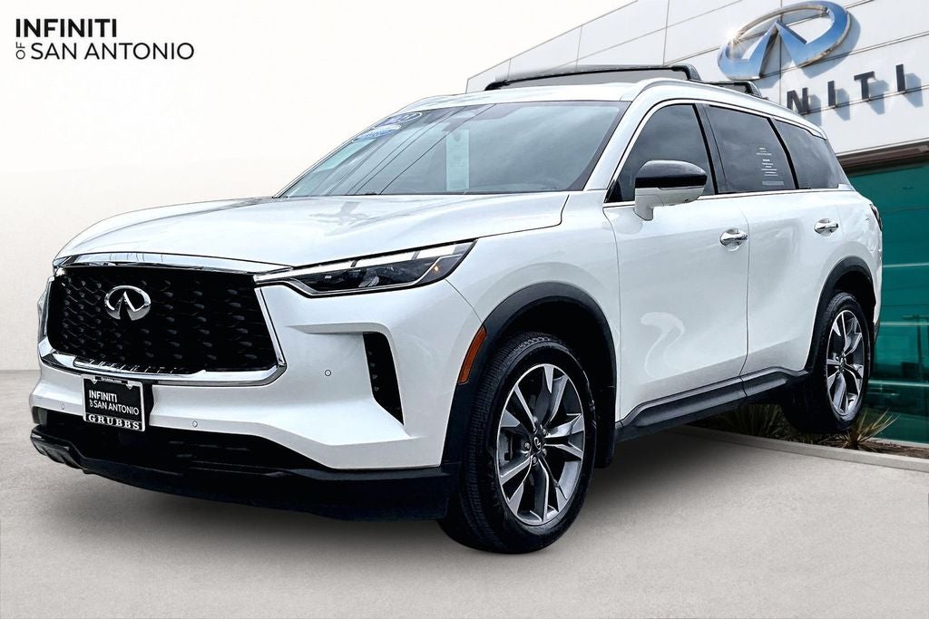 2023 INFINITI QX60 LUXE