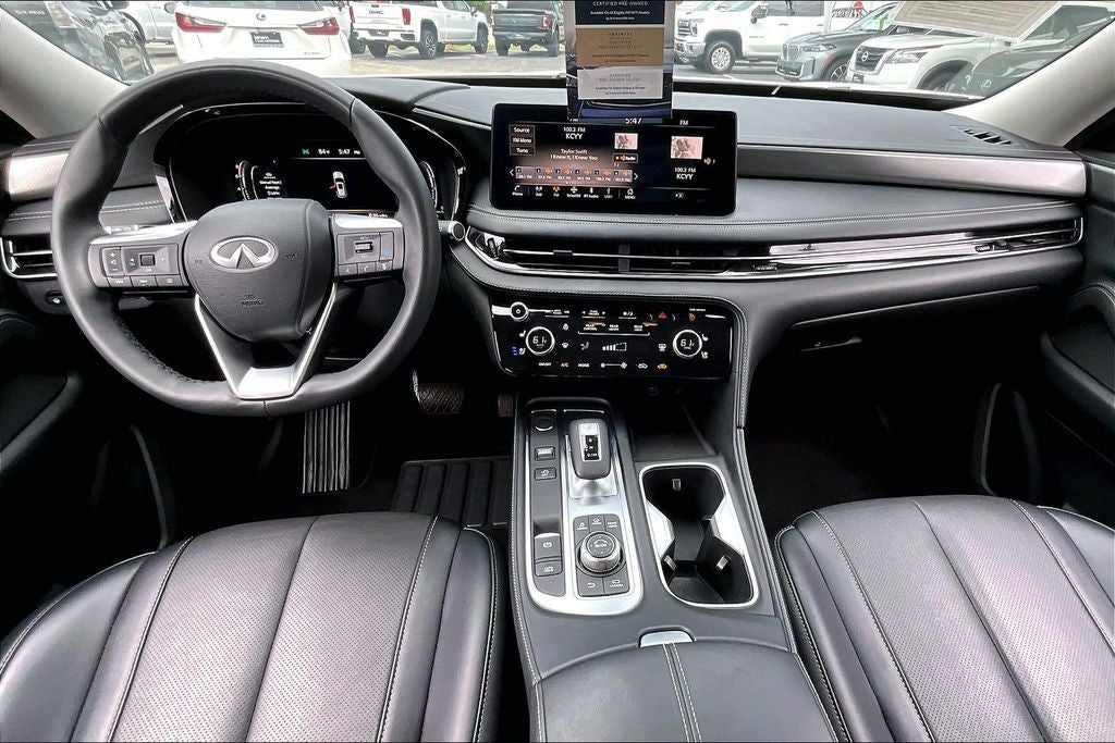 2023 INFINITI QX60 LUXE
