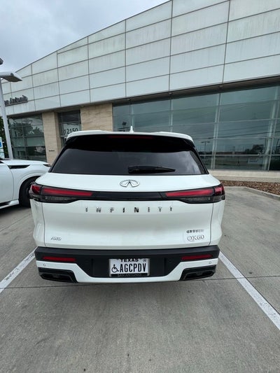 2023 INFINITI QX60 LUXE
