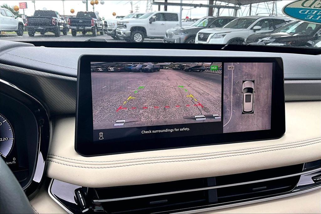 2023 INFINITI QX60 LUXE