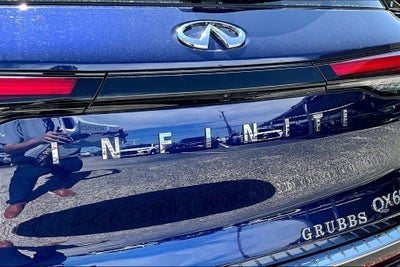 2023 INFINITI QX60 LUXE