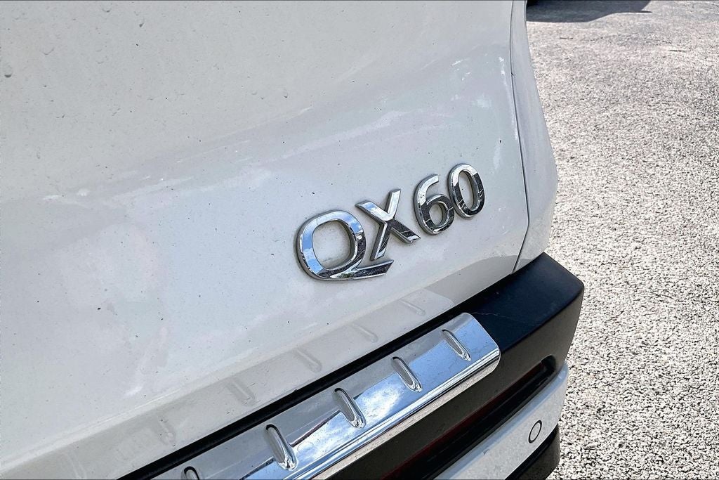2023 INFINITI QX60 LUXE