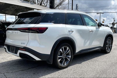 2023 INFINITI QX60 LUXE