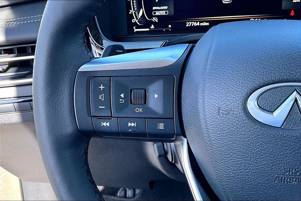 2023 INFINITI QX60 LUXE