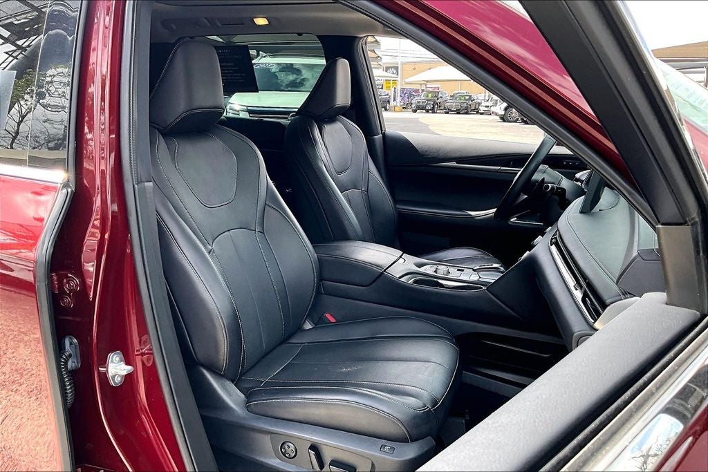 2023 INFINITI QX60 Sensory
