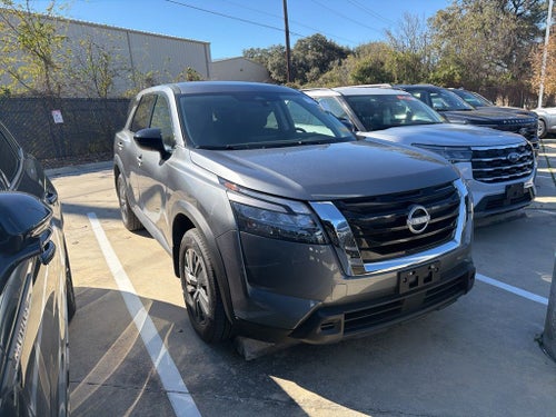 2024 Nissan Pathfinder S