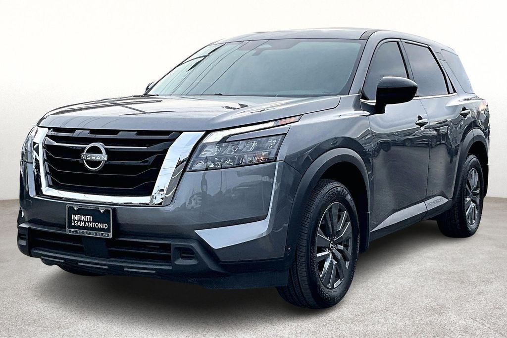 2024 Nissan Pathfinder S