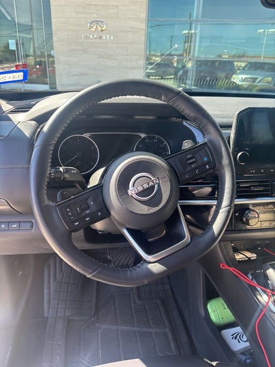 2023 Nissan Pathfinder SL