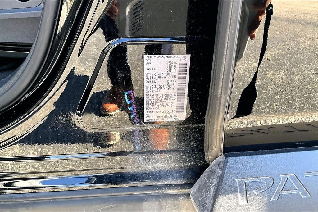 2023 Nissan Pathfinder SL