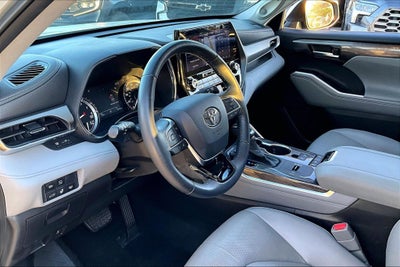 2021 Toyota Highlander Limited
