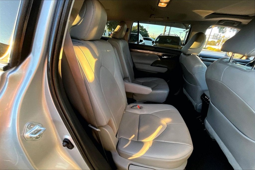 2021 Toyota Highlander Limited