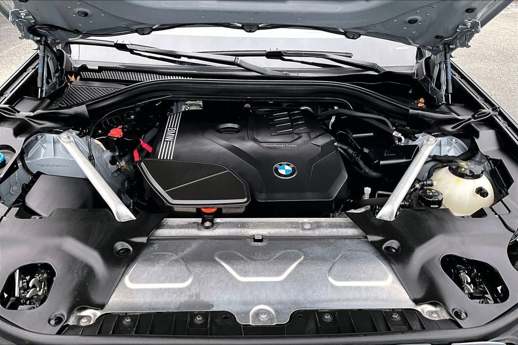 2025 BMW X4 xDrive30i