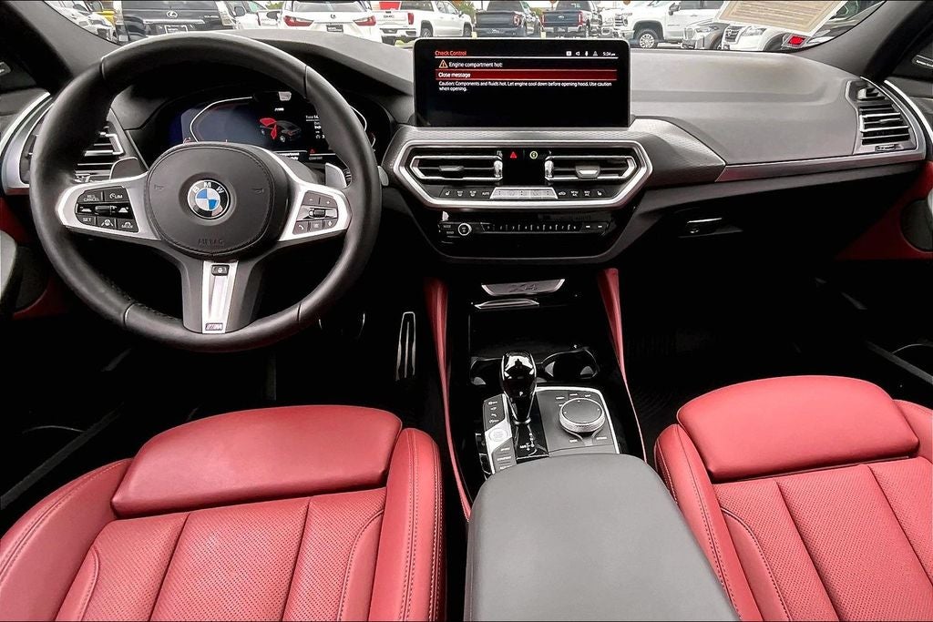 2025 BMW X4 xDrive30i