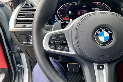 2025 BMW X4 xDrive30i