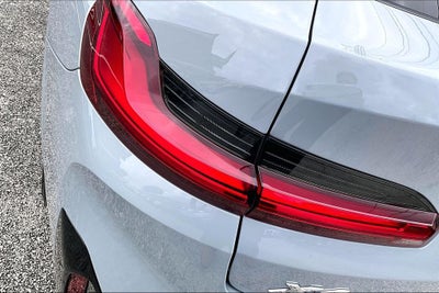 2025 BMW X4 xDrive30i