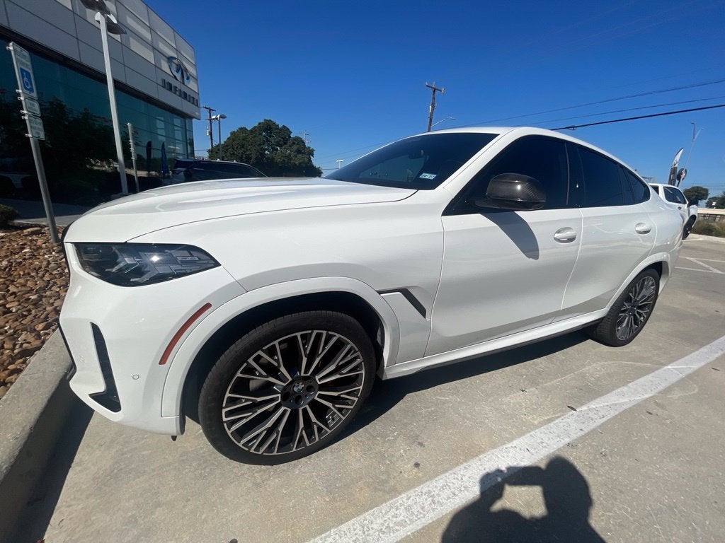 2024 BMW X6 xDrive40i