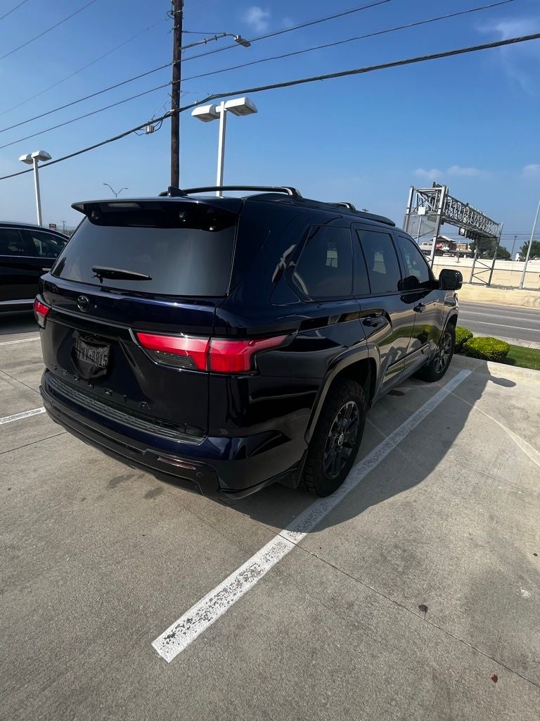 2024 Toyota Sequoia SR5