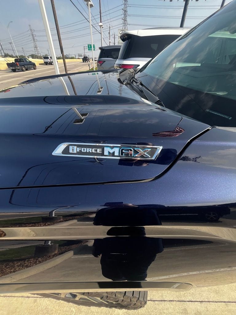 2024 Toyota Sequoia SR5