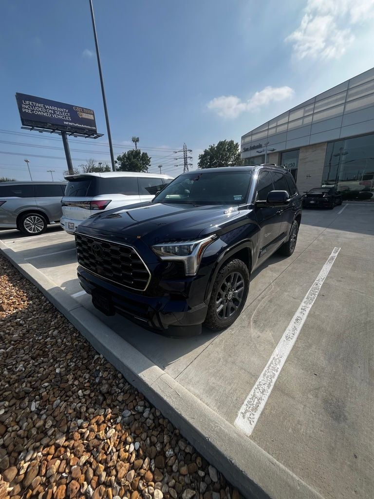 2024 Toyota Sequoia SR5