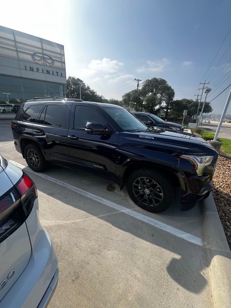2024 Toyota Sequoia SR5