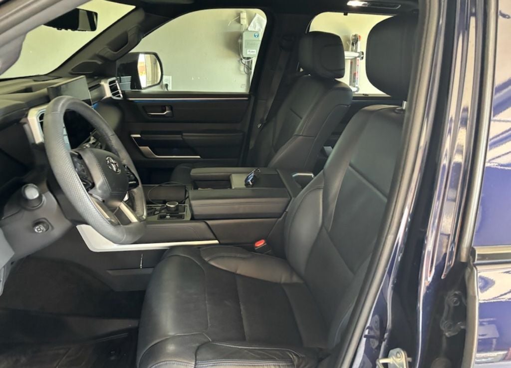 2024 Toyota Sequoia SR5