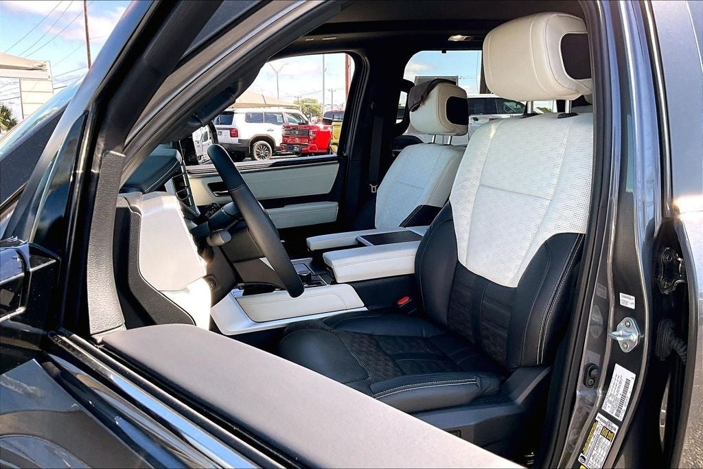 2024 Toyota Sequoia Capstone
