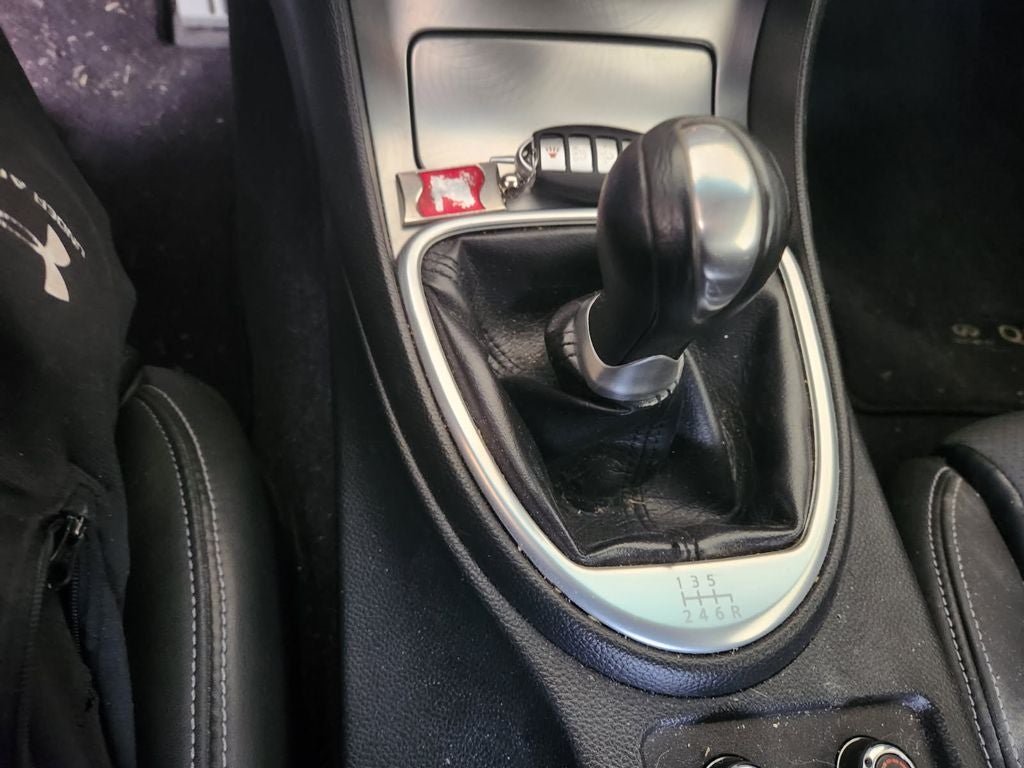 2015 INFINITI Q60 S