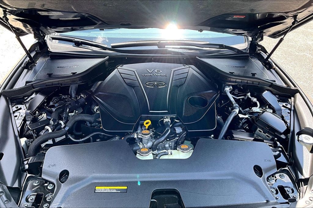 2023 INFINITI Q50 LUXE
