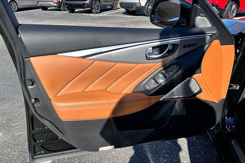 2023 INFINITI Q50 LUXE