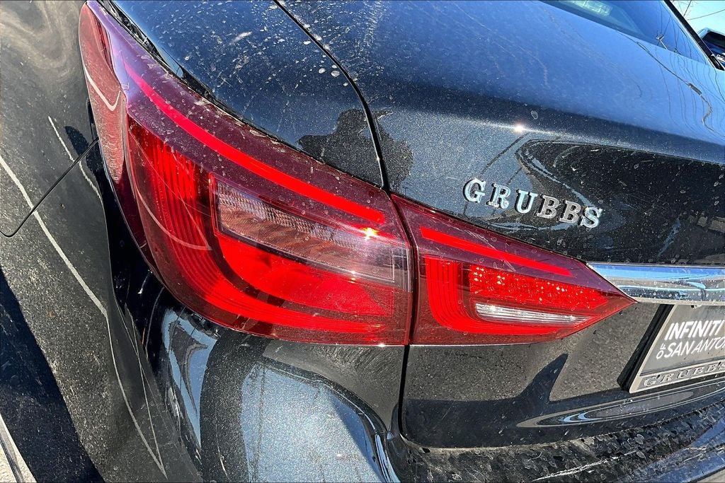 2023 INFINITI Q50 LUXE