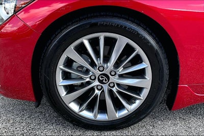 2023 INFINITI Q50 LUXE