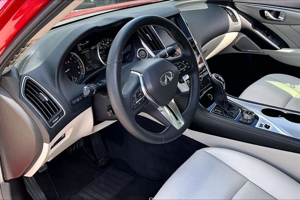 2023 INFINITI Q50 LUXE