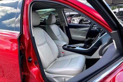 2023 INFINITI Q50 LUXE